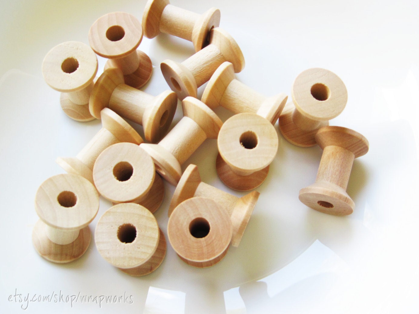 250 Bulk Wooden Spools 1 1/8  x 7/8 inch , Wood Bobbin for Crafting, Twine, Thread, Sewing or Decor