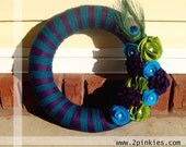 Peacock Yarn Wreath - 14", felt flowers, peacock feather