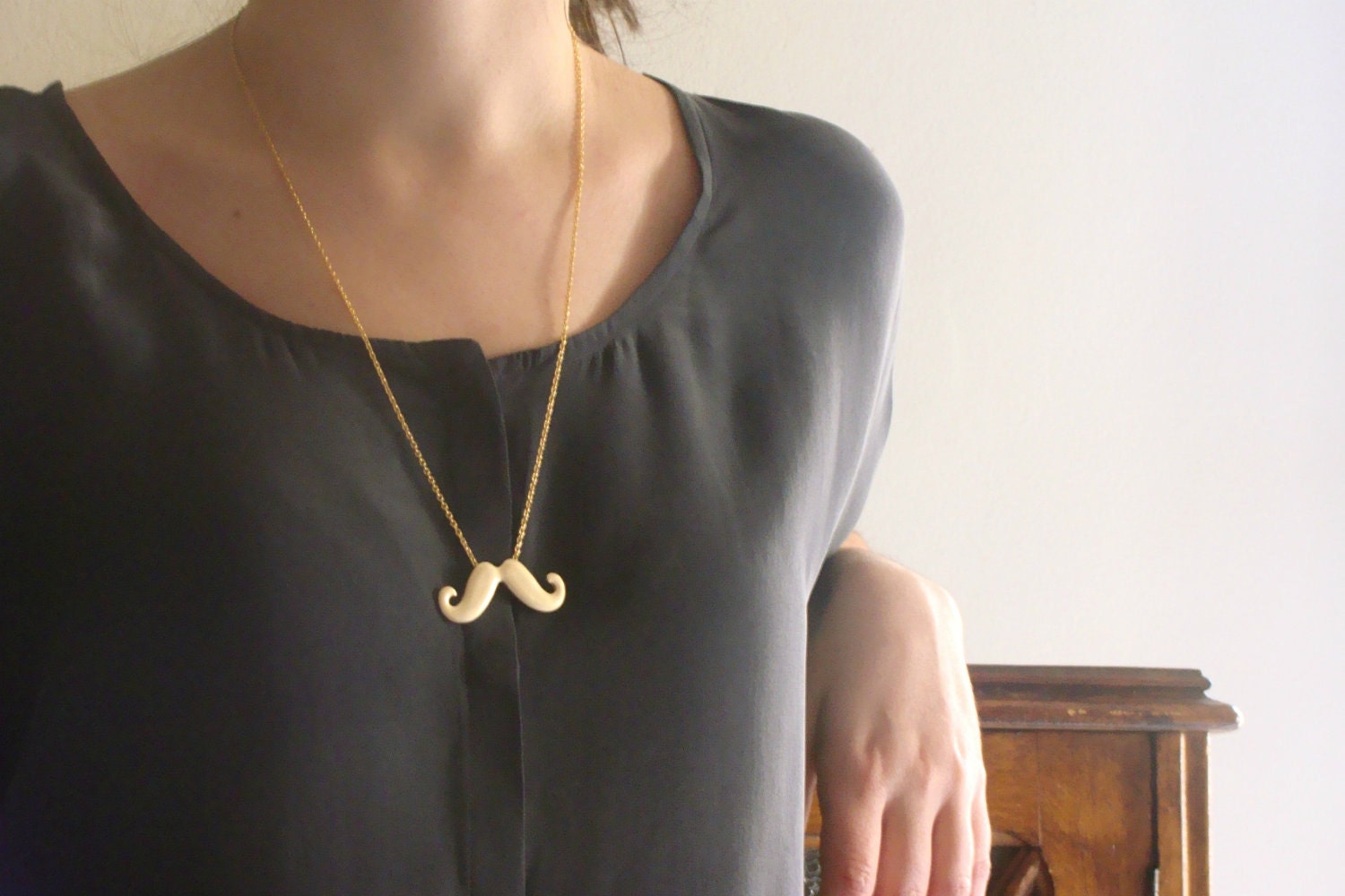 Mustache golden necklace for dandy girls - moustache girl. Movember