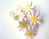I love daisies earrings tiny ceramic daisies on stud posts very cute Summer time - damsontreepottery