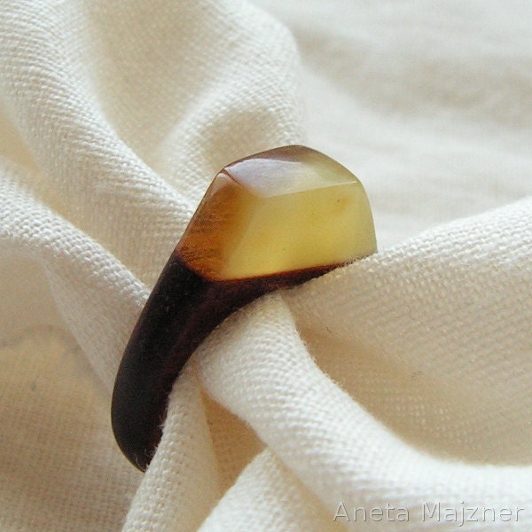 Unique hand-carved wooden ring with natural lemon baltic amber