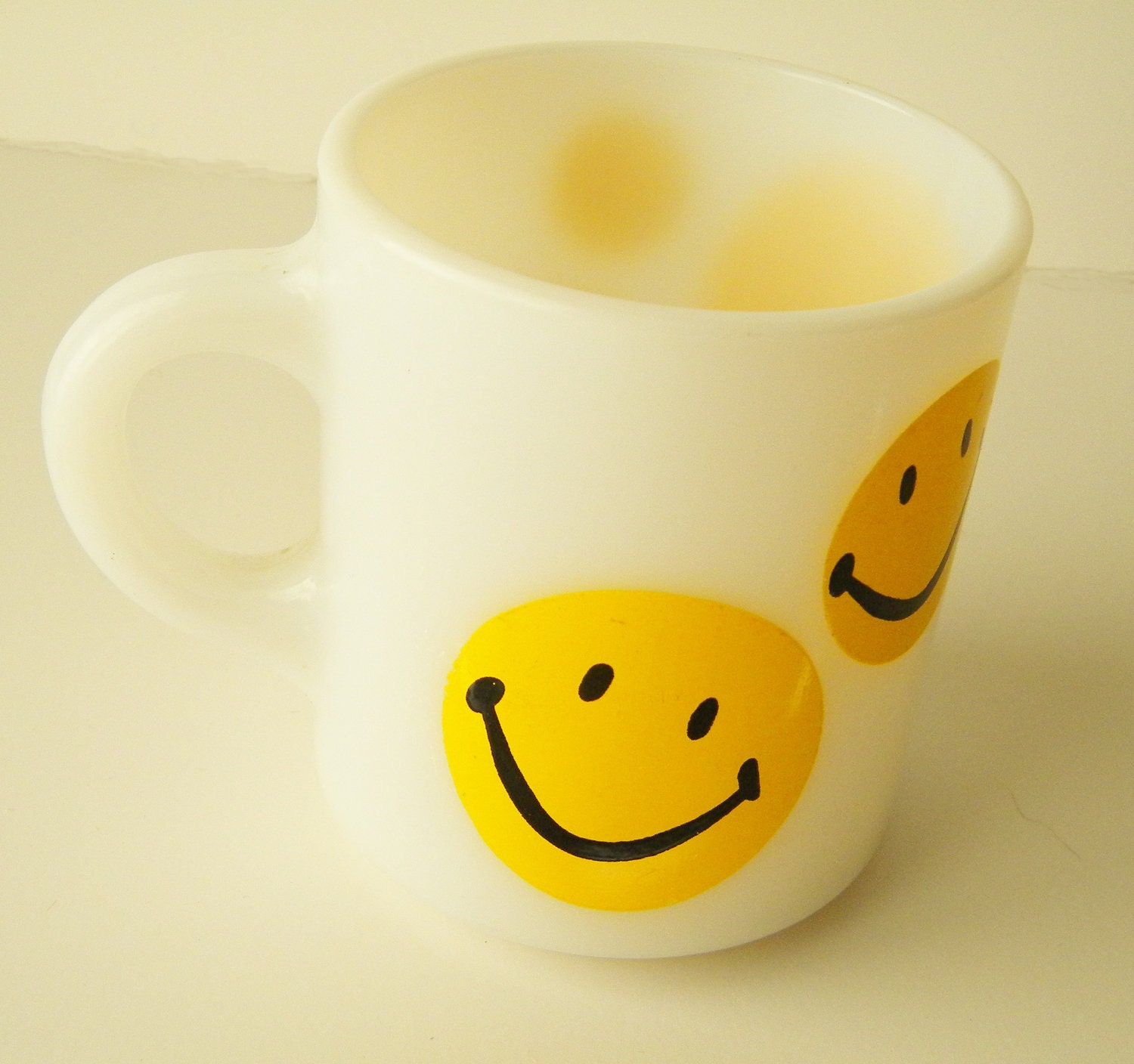 Vintage Smiley Mug Hazel Atlas Milk Glass Adorablly Happy NICE Good Morning