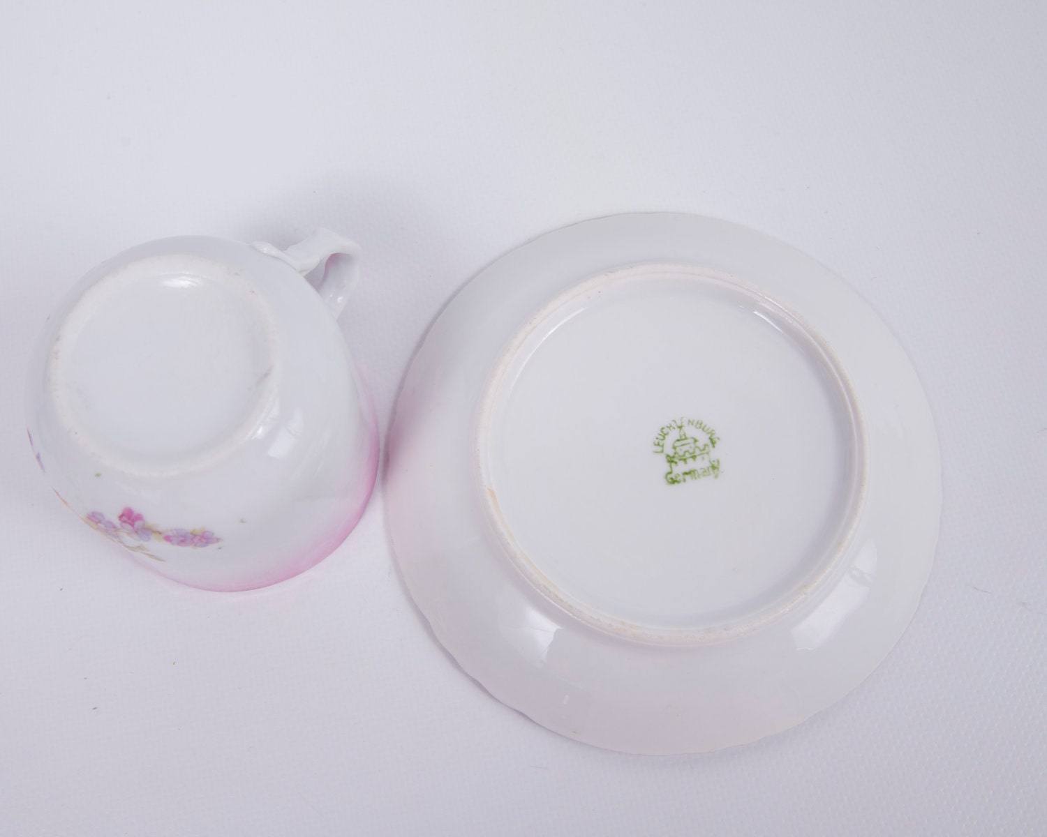 Vintage Pink Rose Leuchtenburg Teacup Germany Floral Design Castle Stamp Scalloped Edge