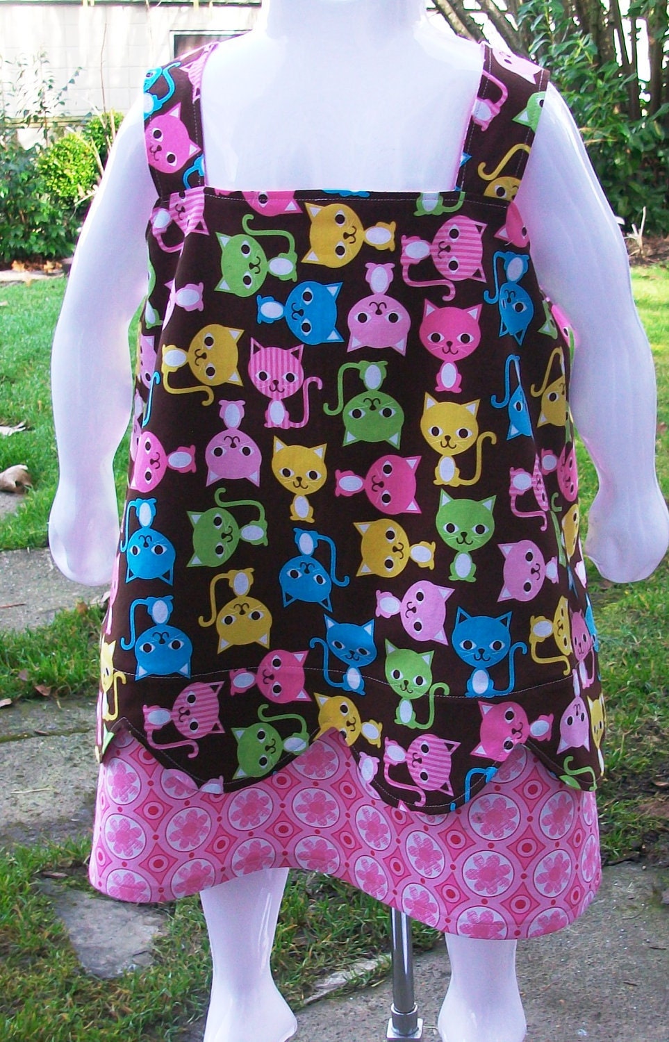 Toddler Girl's Jumper- Size 3 Scalloped Edge Kitty Cat Jumper