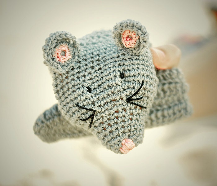 Bike Mouse Handwarmers Gloves Wool Crochet Autumn Fall Winter Cold Days Unisex Woman Man Teens Gift Cozy Grey Pink