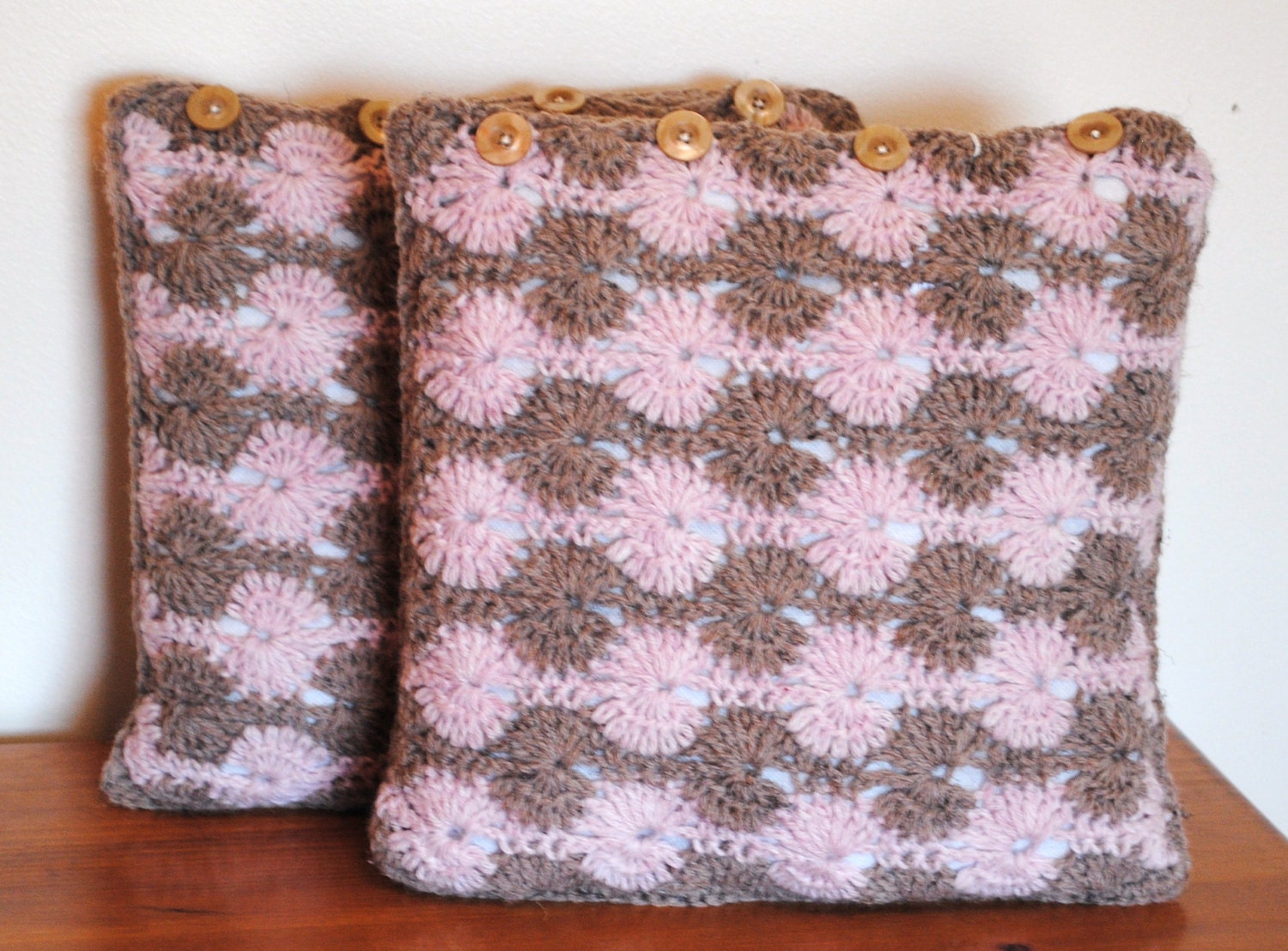 ice cream swirls  crochet 14" removable pillow cover