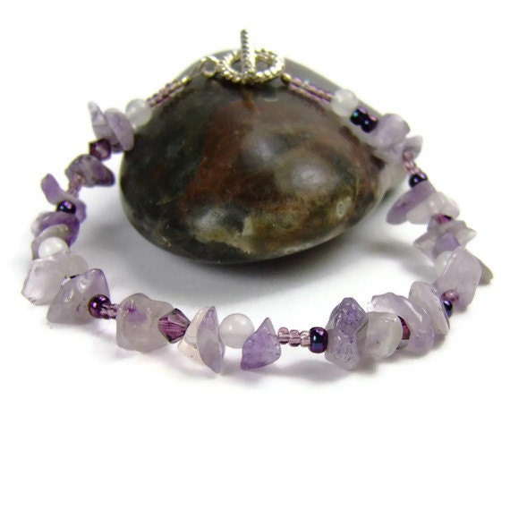Purple Bracelet, Amethyst Gemstone Bracelet, Gemstone Chip Bracelet, Crown Chakra Bracelet