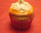 Pumpkin Cheesecake Cupcakes - Dee's "Ice-Your-Own"