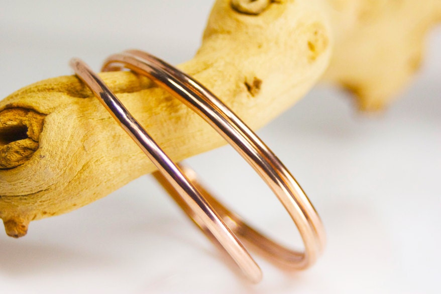 single gold bangle