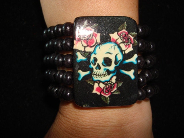 Handmade and  unique Skull and roses black beaded cuff / bracelet