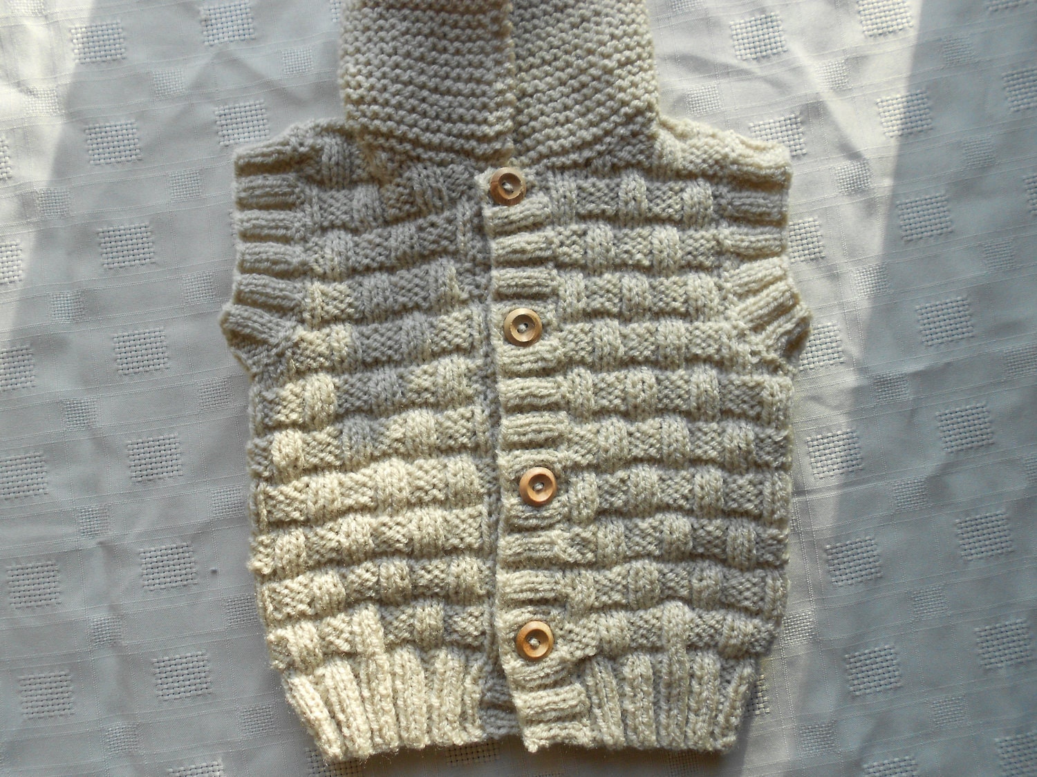 Baby boy sweater with hood