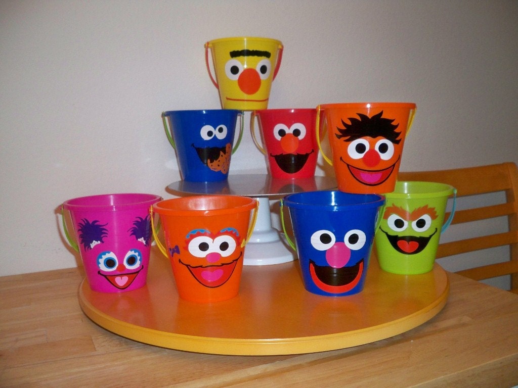 SESAME STREET BIRTHDAY party favor pails (price is per pail)
