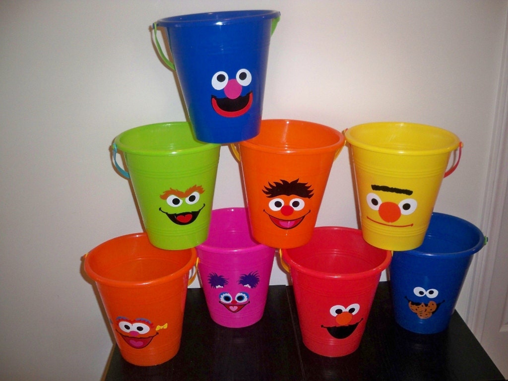 SESAME STREET BIRTHDAY party favor pails (price is for one large pail )