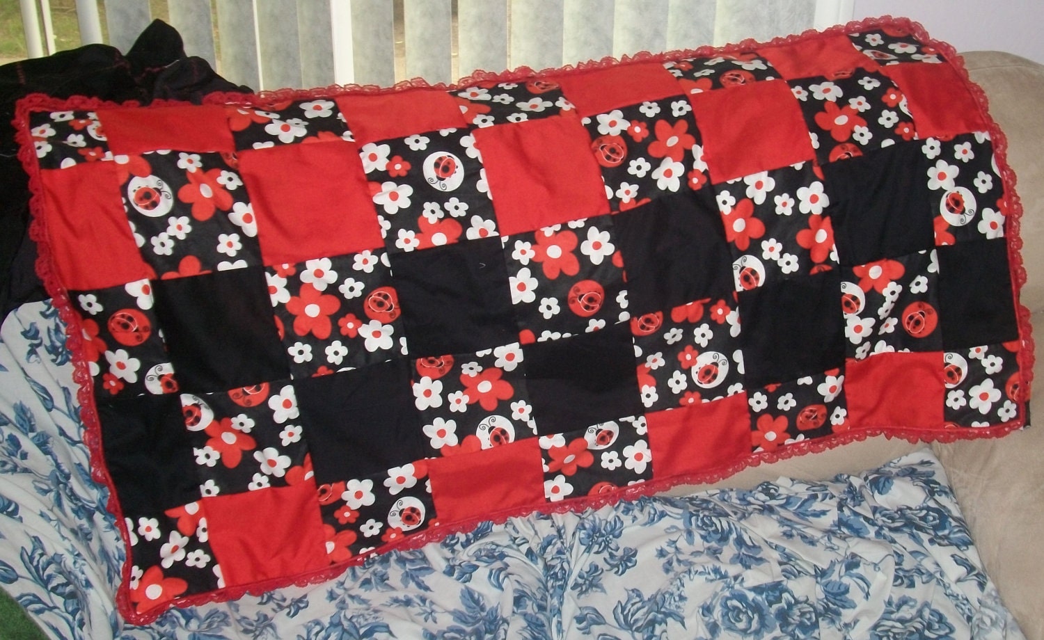Lil Lady Bug Quilt "Ready to Ship"