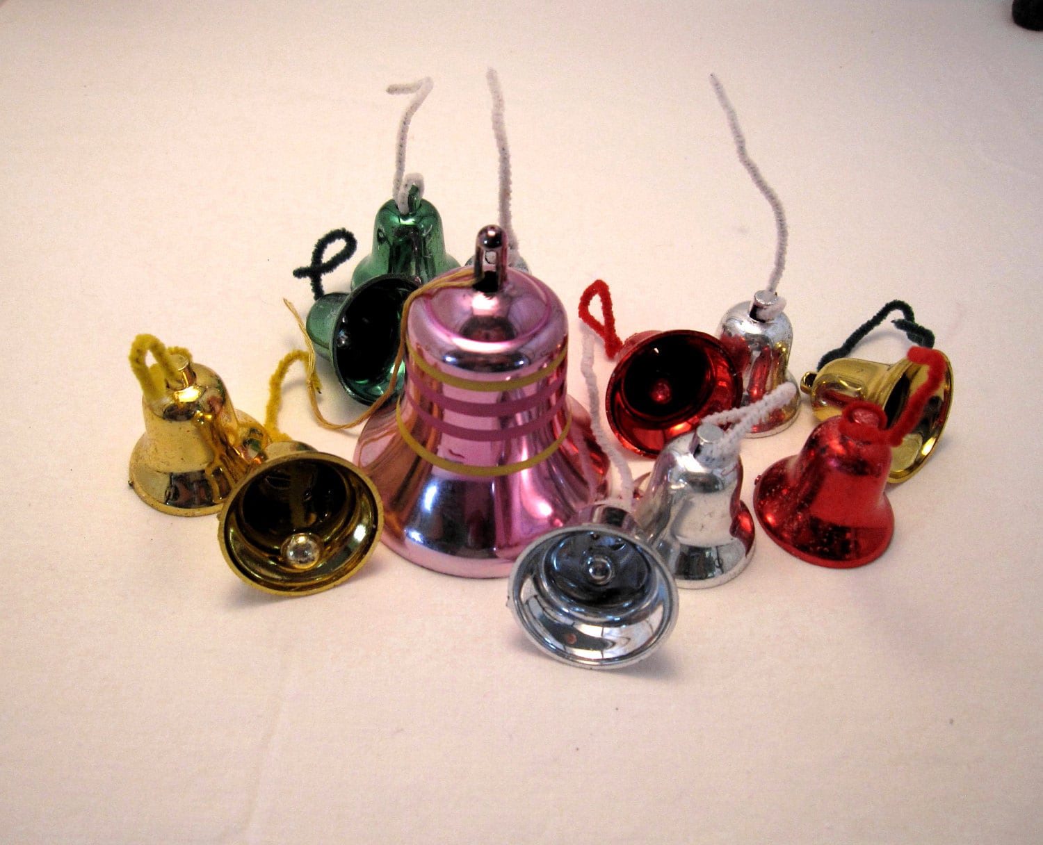 Items Similar To 12 Vintage Plastic Christmas Bells Shabby Chic 1950s ...