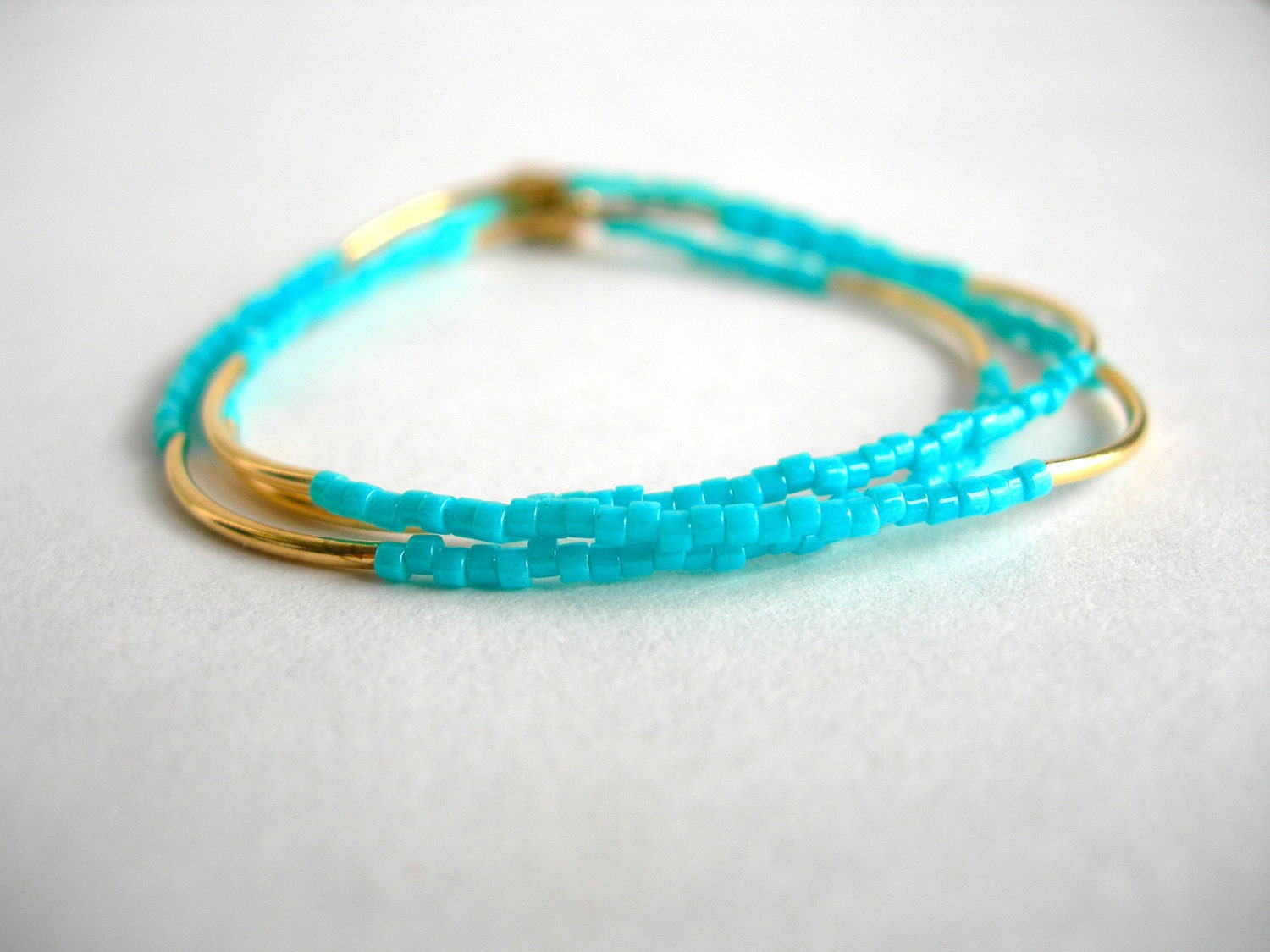 Christmas in July, Tiny Beaded Bracelet in Turquoise and Gold, Friendship Bracelet, Small Delicate Bracelet