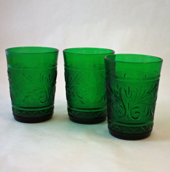 Green Anchor Hocking Vintage Juice Glasses by BuyBackYesterday