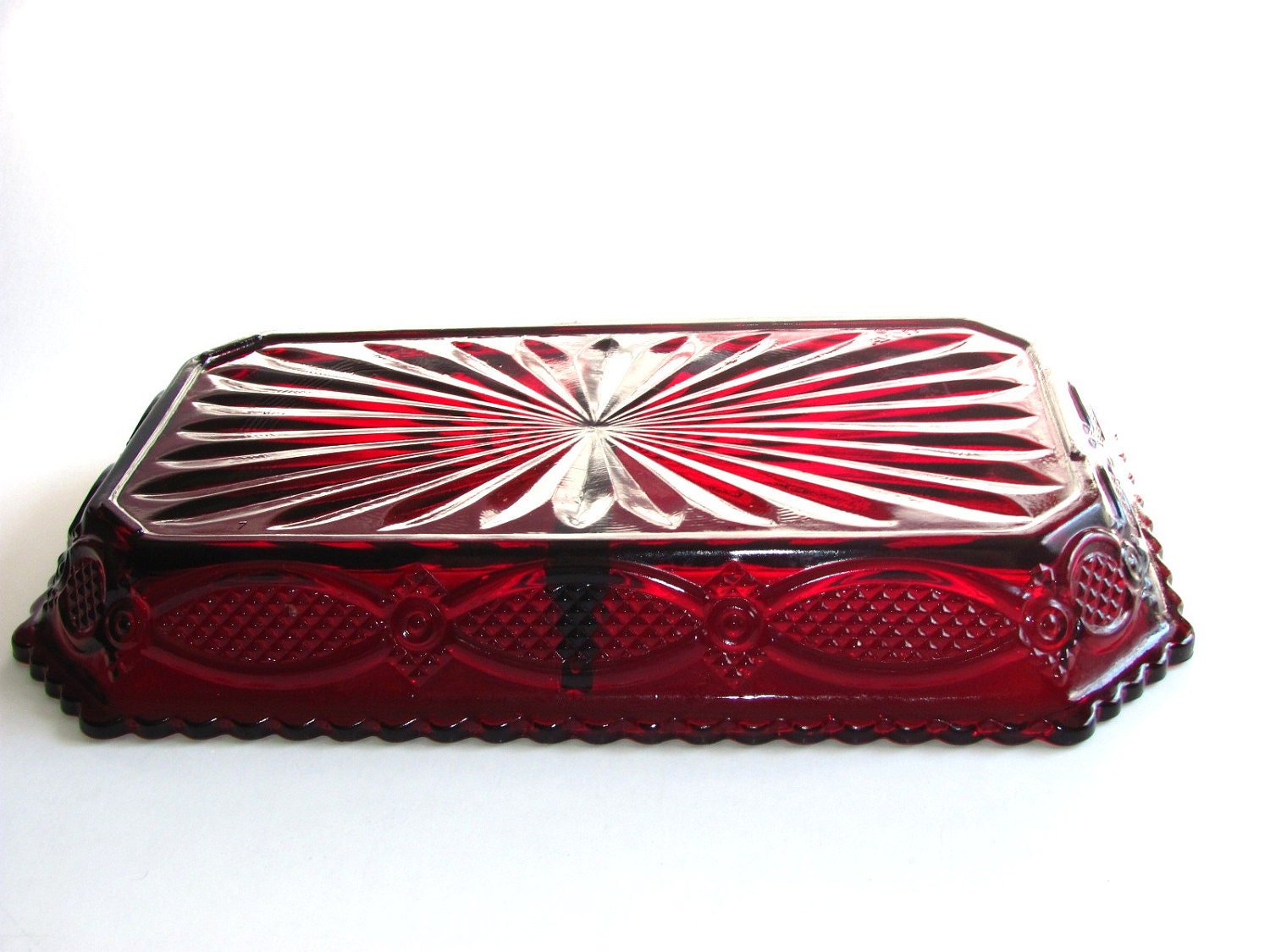 Avon Cape Cod red divided tray