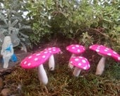 Free Shipping Hot Pink miniature set of 5 fairy garden mushroomswith white stems/poka dots