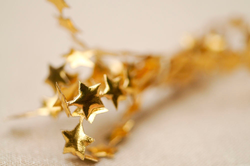 5 yards - Cute little metallic gold star ribbon