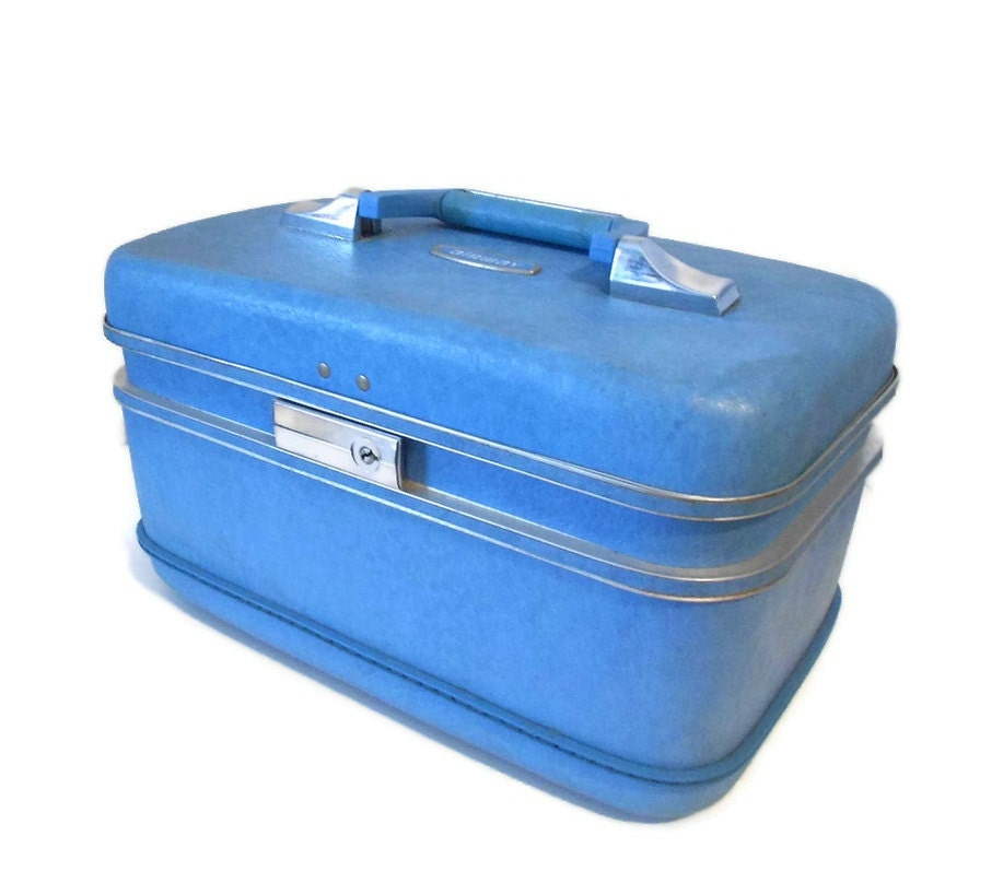 Vintage Train Case with Tray