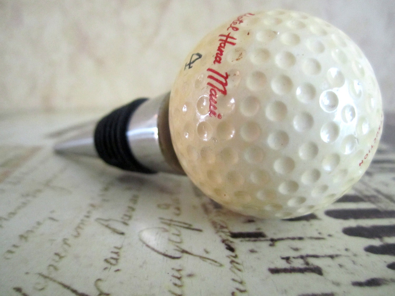 Wine Bottle Stopper - Vintage Golf Ball Wine Stopper