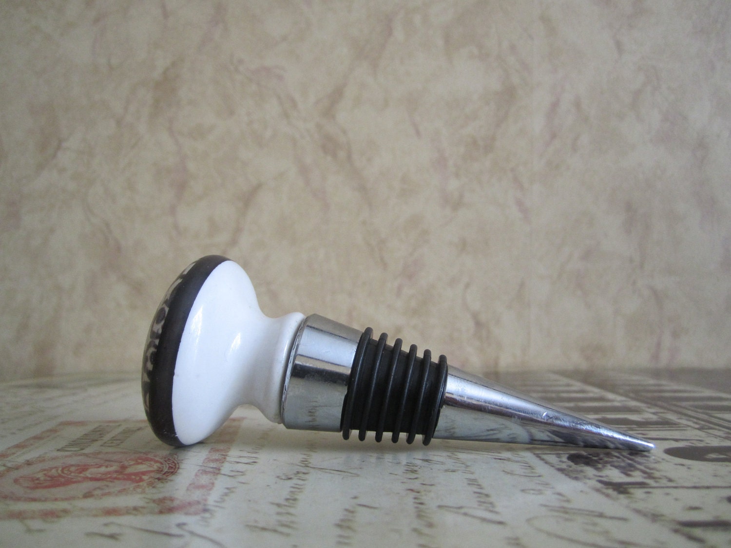 Wine Bottle Stopper - Brown & Cream Swirl Wine Stopper