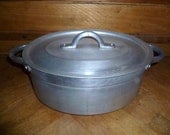 Vintage Aluminum Kitchen Cooking Pot Roasting Pan with Lid 1940s Shabby Shic