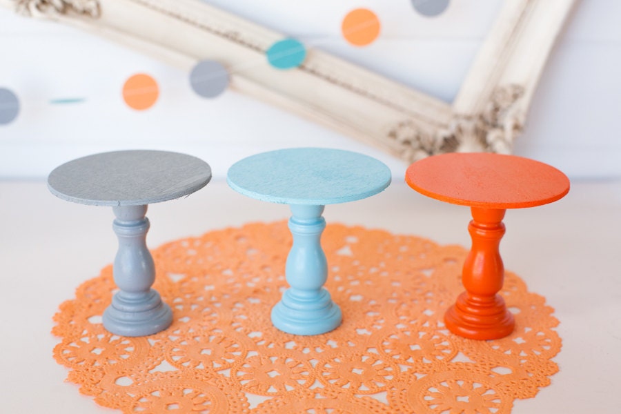 Set of 3 Mini Wooden Cupcake Stands - MOD SURFER - Orange, Aqua & Grey