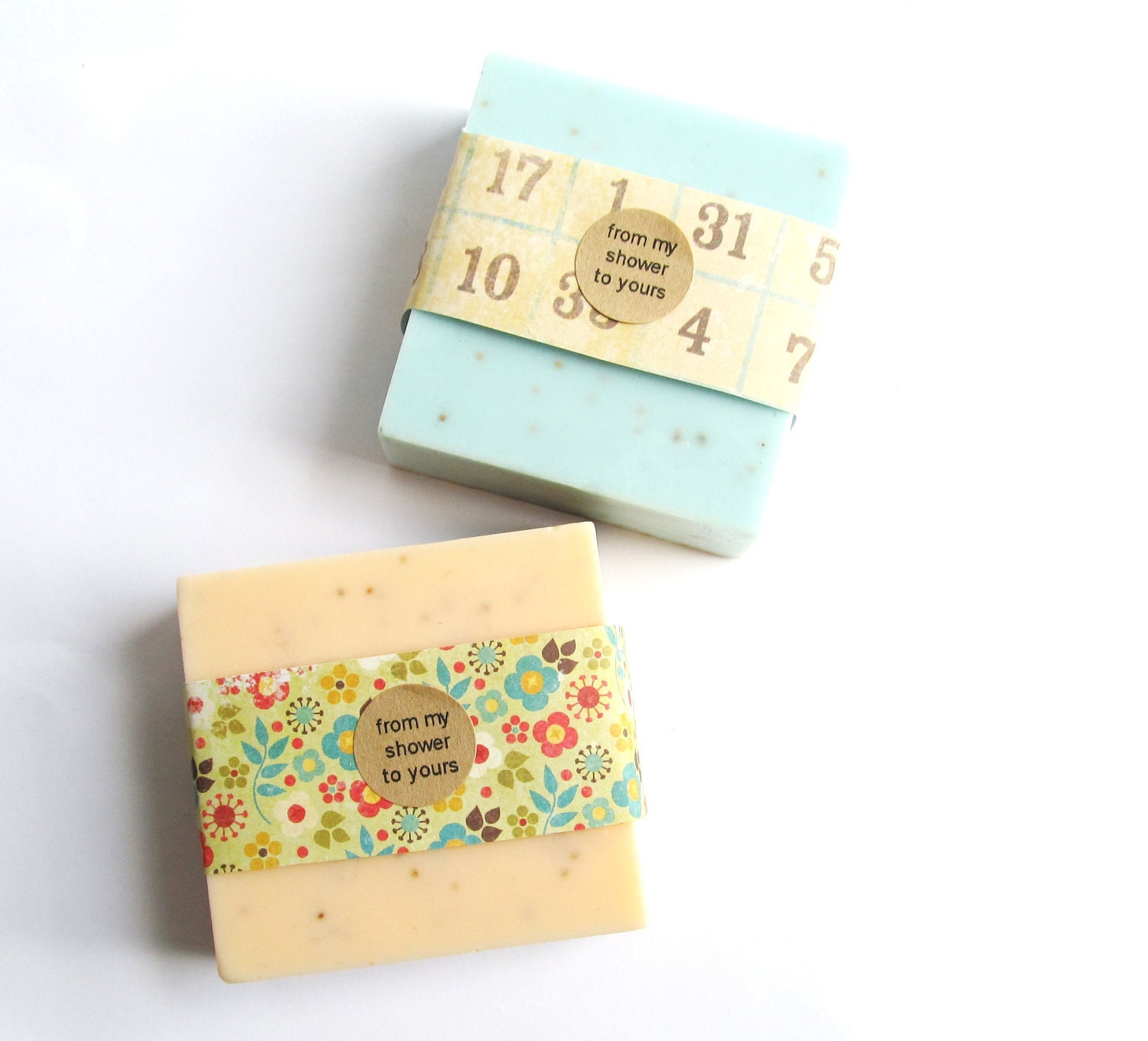 Bridesmaid gift, 10 full-sized personalized soap:  bridesmaid favors, soap favors, rustic wedding, vintage wedding