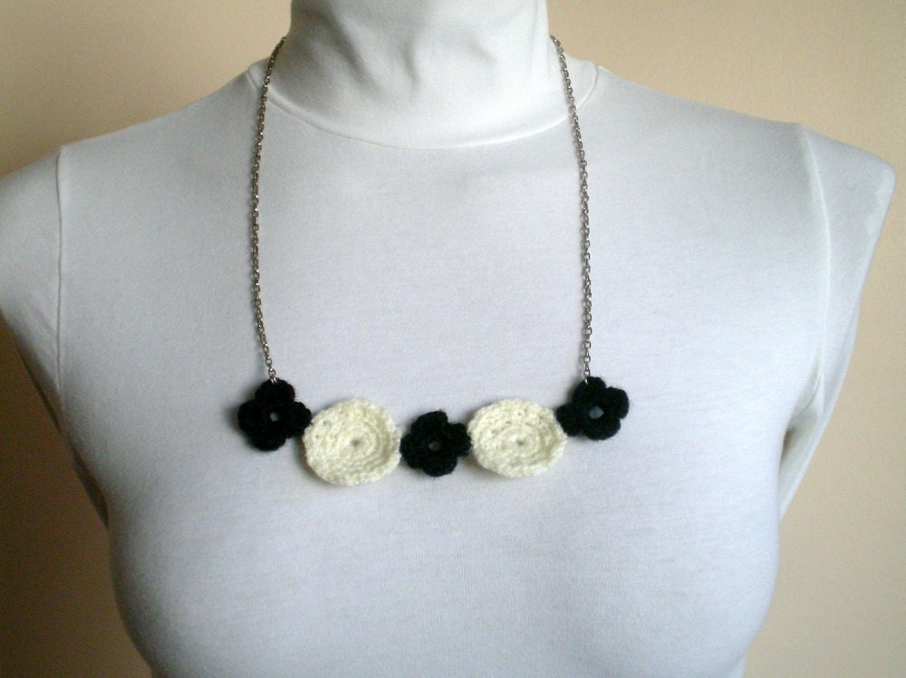 Crochet Black White Necklace