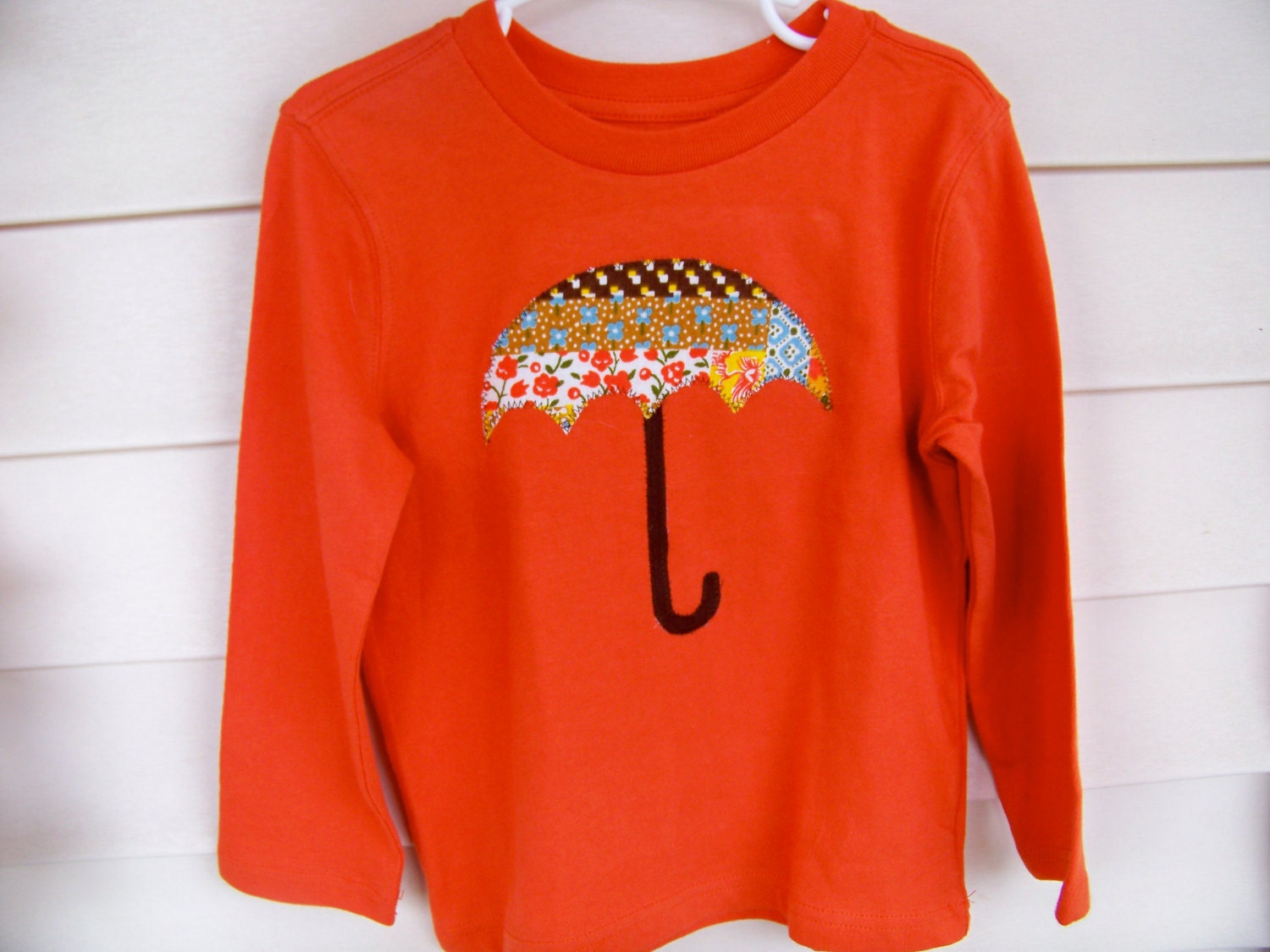 Vintage fabric umbrella applique long sleeve orange t shirt size 4T