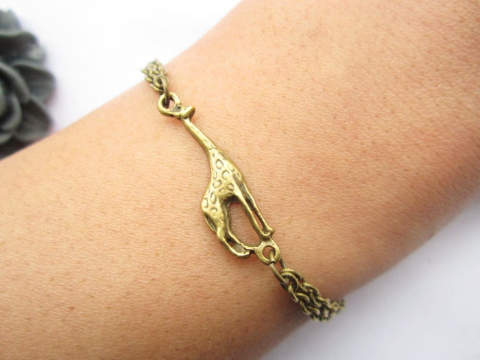 bracelet---antique bronze little giraffe pendant & alloy chain