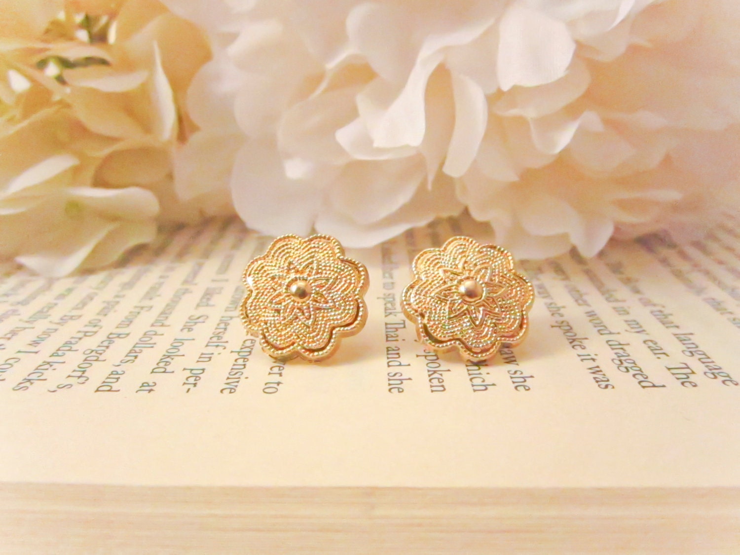 Vintage Button Earrings, Vintage earrings, Studs, Clip on, gold, flower, earrings, bridesmaid earrings, mothers day