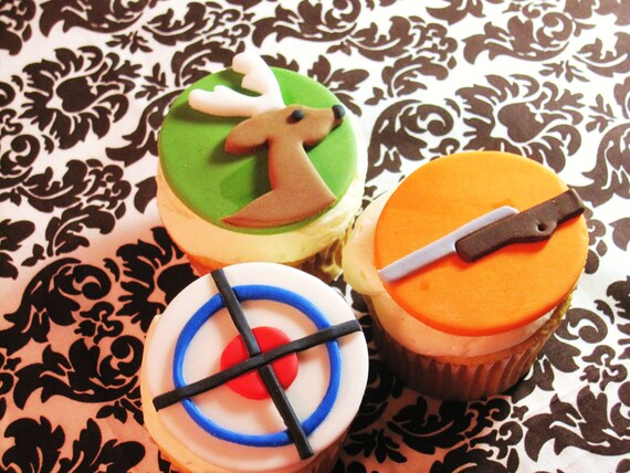 Deer Hunting Fondant Cupcake toppers for your hunter perfect for grooms cake alternative Manly Birthday Il_570xn