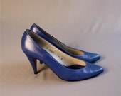 Vintage Cobalt Blue 80s Pumps // Leather // 7 7.5