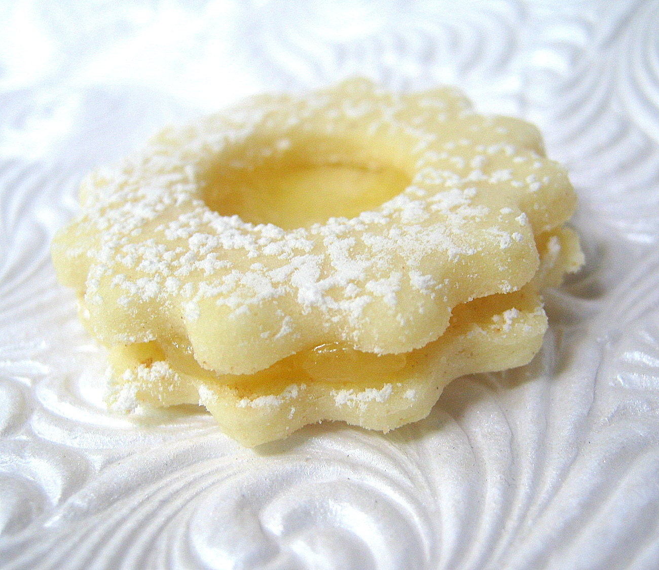 Lemon Linzer Cookies 12 Count  Sandwich Cookie All Natural