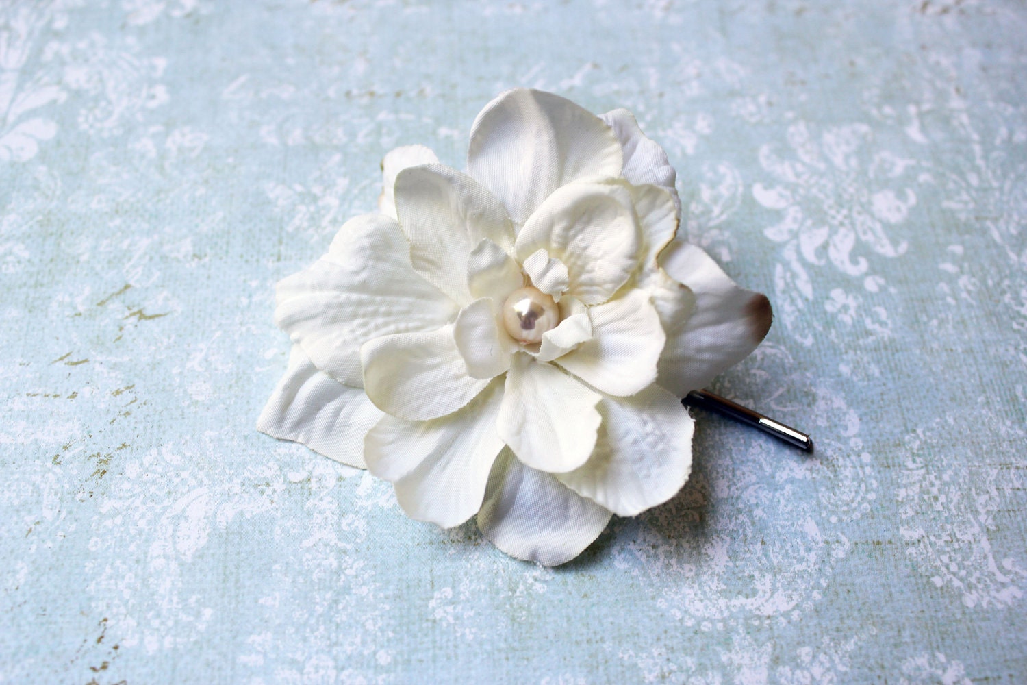 Ivory flower hair clip, hair accessories, wedding, bridal hair clips, ivory bridal hair clips, bridal hairpieces, wedding hairpieces