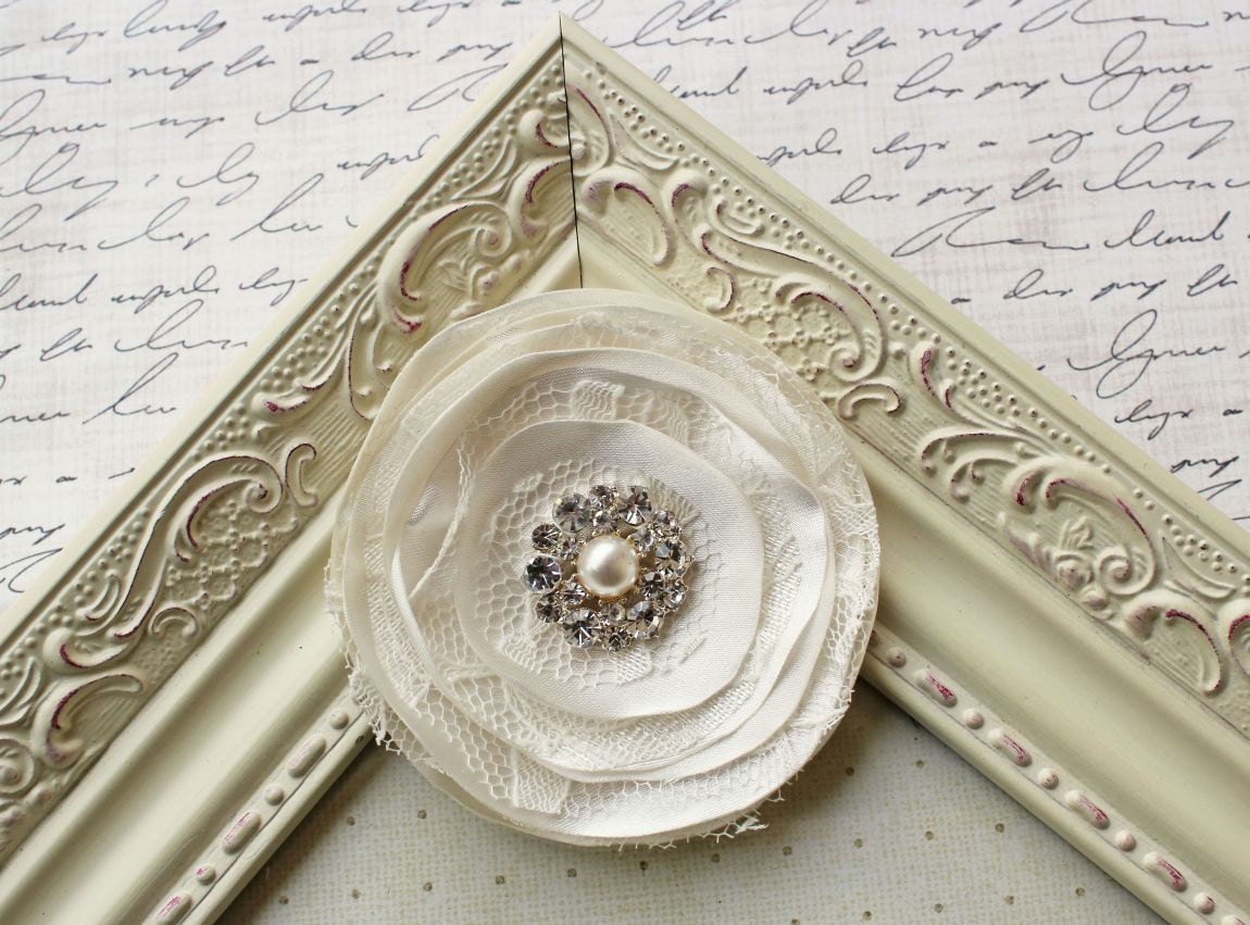 Ivory Satin and Lace Hair Clip, bridal hairpiece, bridal hair accessories, wedding hair clips, ivory hair clips