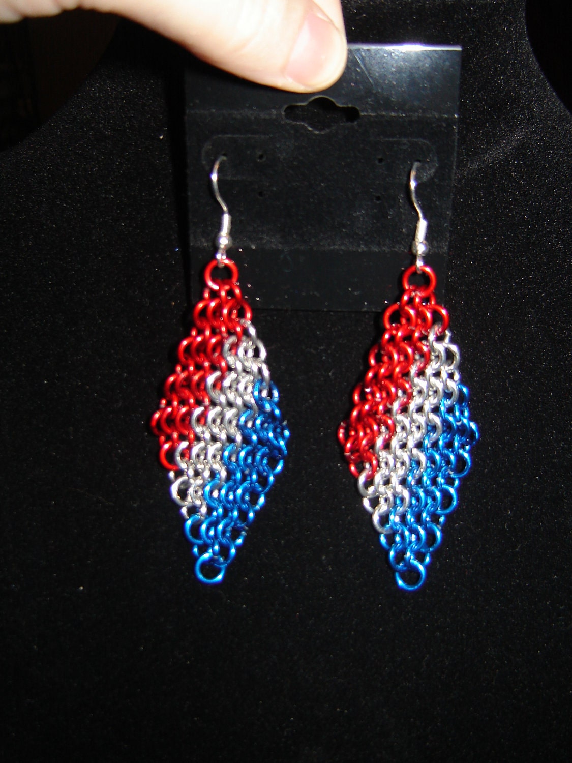 Patriot Diagonal Diamond-Shaped Chainmaille Earrings (Military Pride)