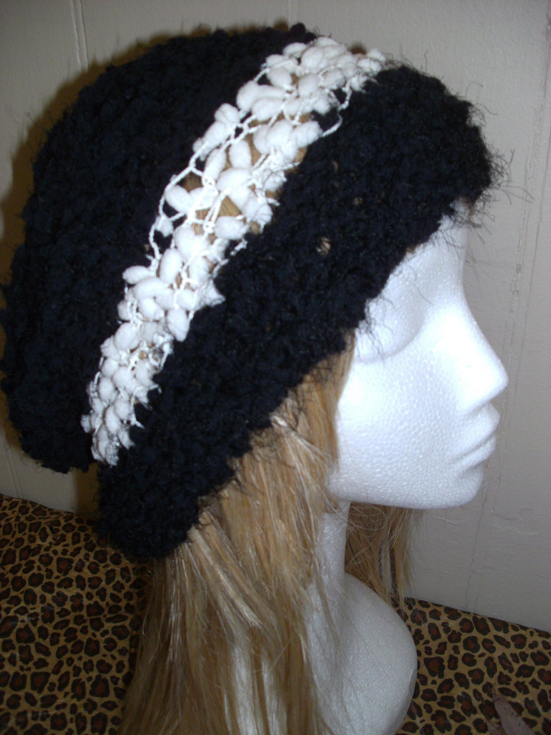 BLACK ALPACCA SNUG