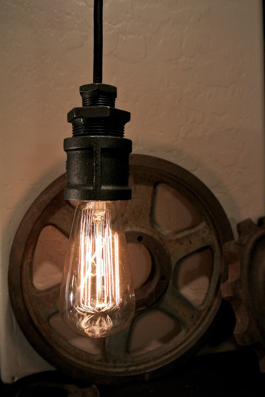 Industrial Hanging Pendant