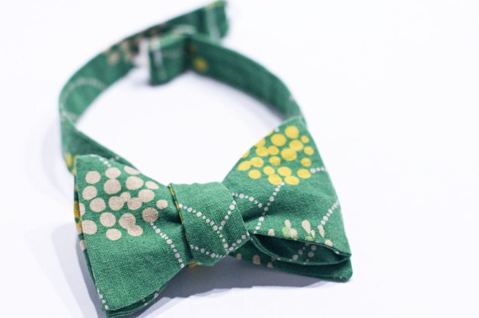 Bow Tie Echino green birds by Etsuko Furuya