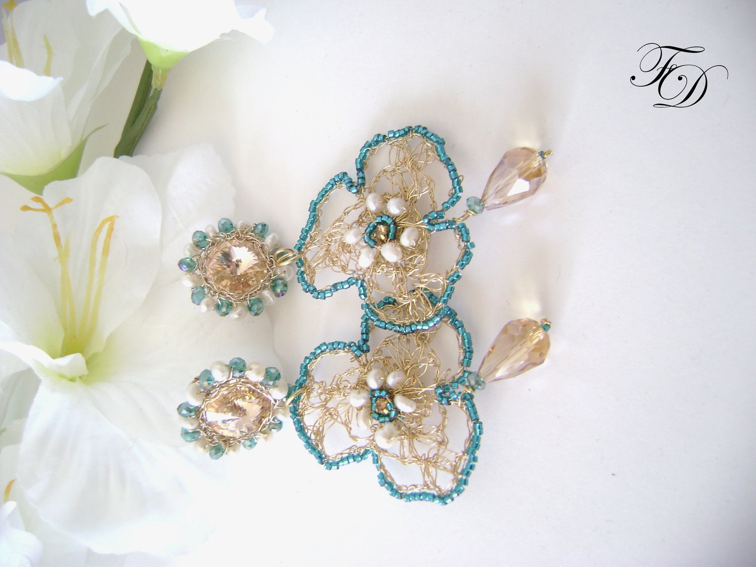 Clearance Sale-Wire crochet earrings,18k Gold ever back earrings,First Snow earrings,Golden Shadow Swarovski and fresh water Pearls