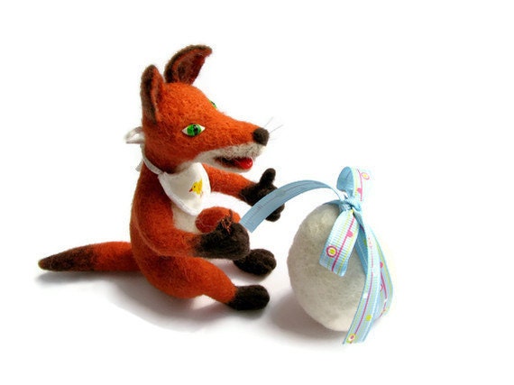 Needle Felted toy Wool Animals red fox with egg surprise crocodile in a gift box Soft Sculpture, OOAK