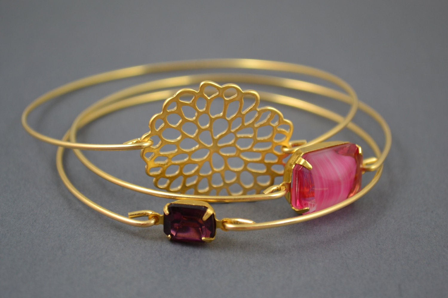 Gold Bangle, Gold Bracelet, Wire Bangle, Flower Bracelet, Gold Bangle, Gold Bracelet, Bridal bracelet, Stackable Bangles, Mums.