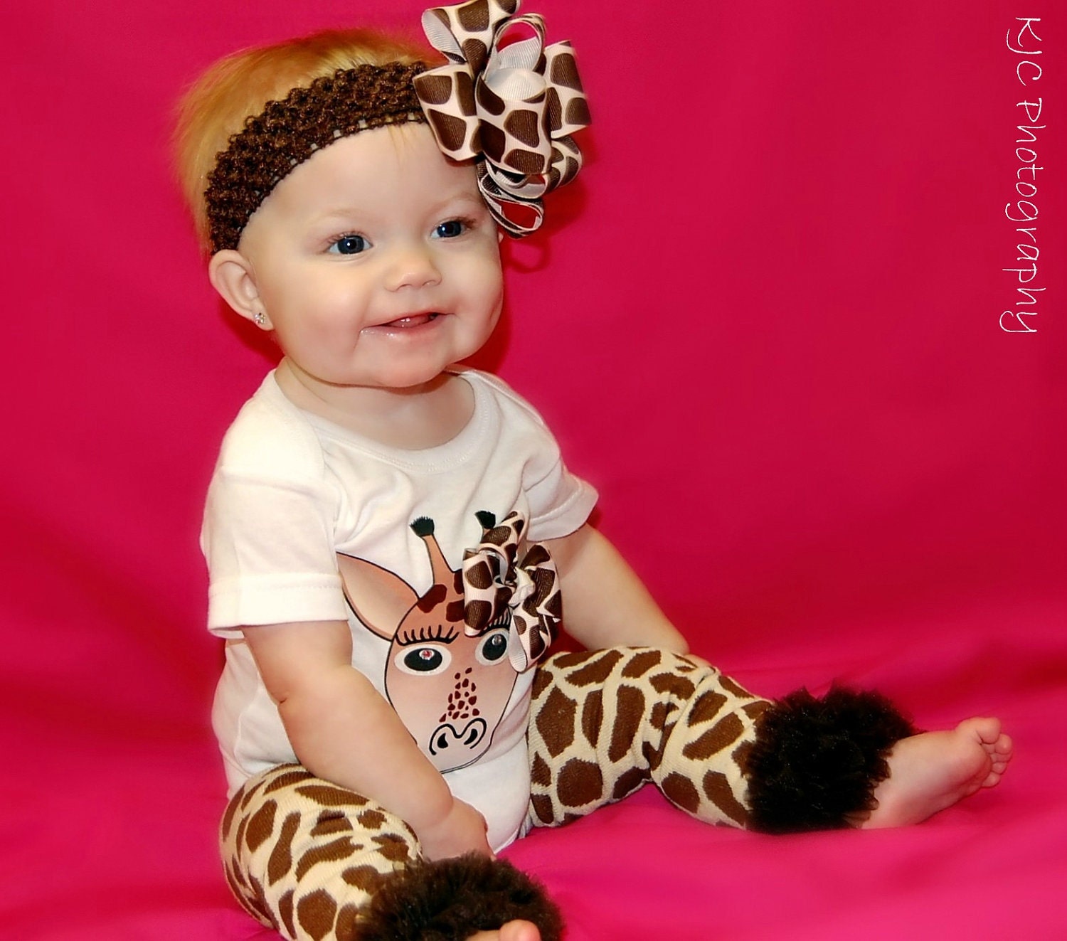 Boutique Giraffe Onesie with Matching Hair Bow & Leg Warmers/Crawlers