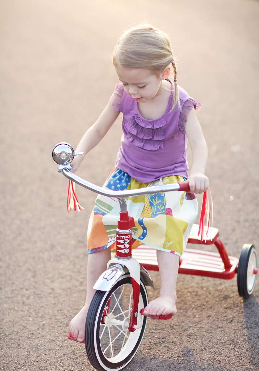 SALE / Girls Garden Party Skirt / Disontinued Moda Patchwork Fabric / 3T  or 5T / Ready to ship