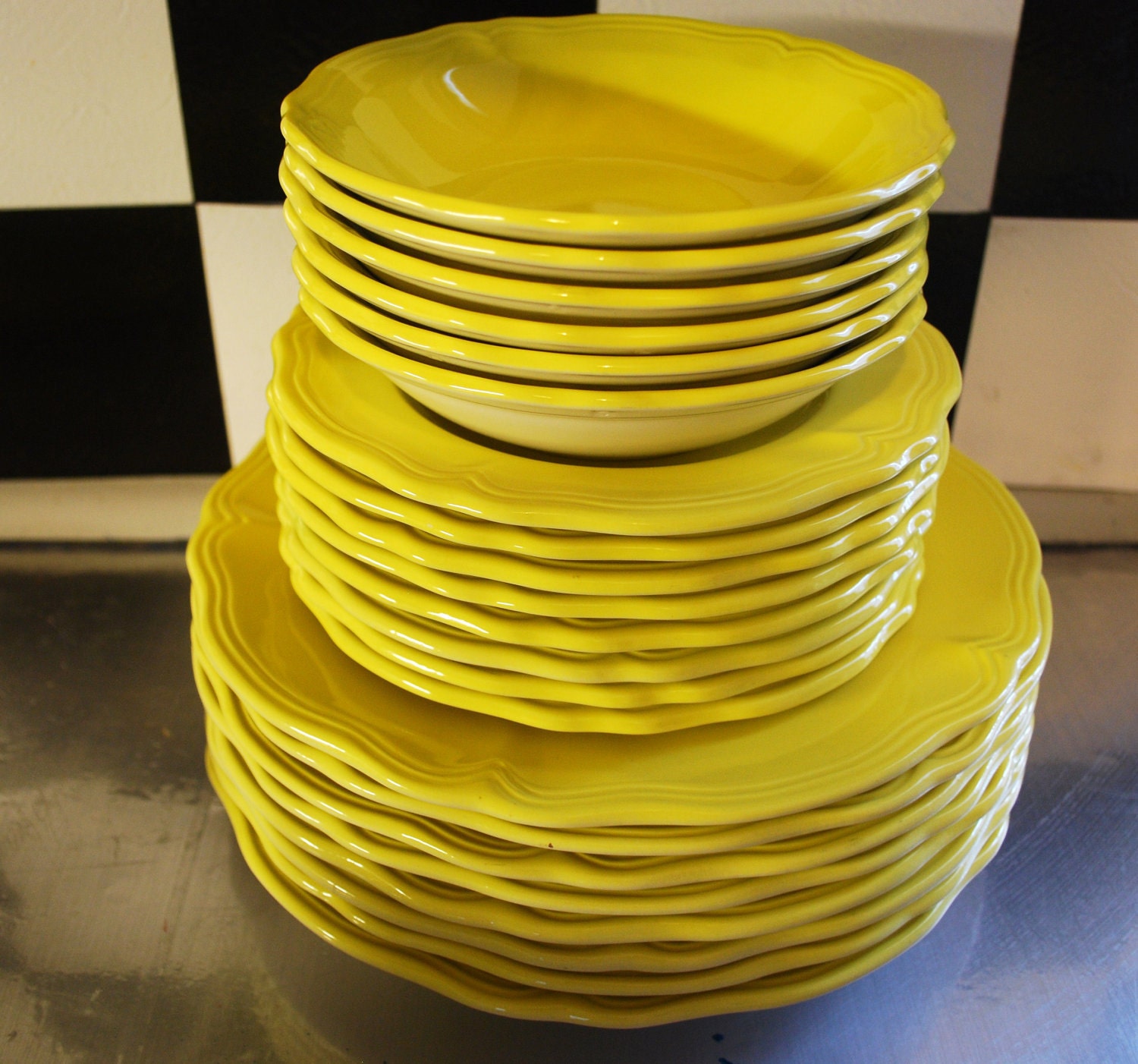 Ironstone Dishware Yellow Lemon Federalist Complete Set Of Eight Shabby Chic, French Modern Style Dinnerware, Great Gift Idea
