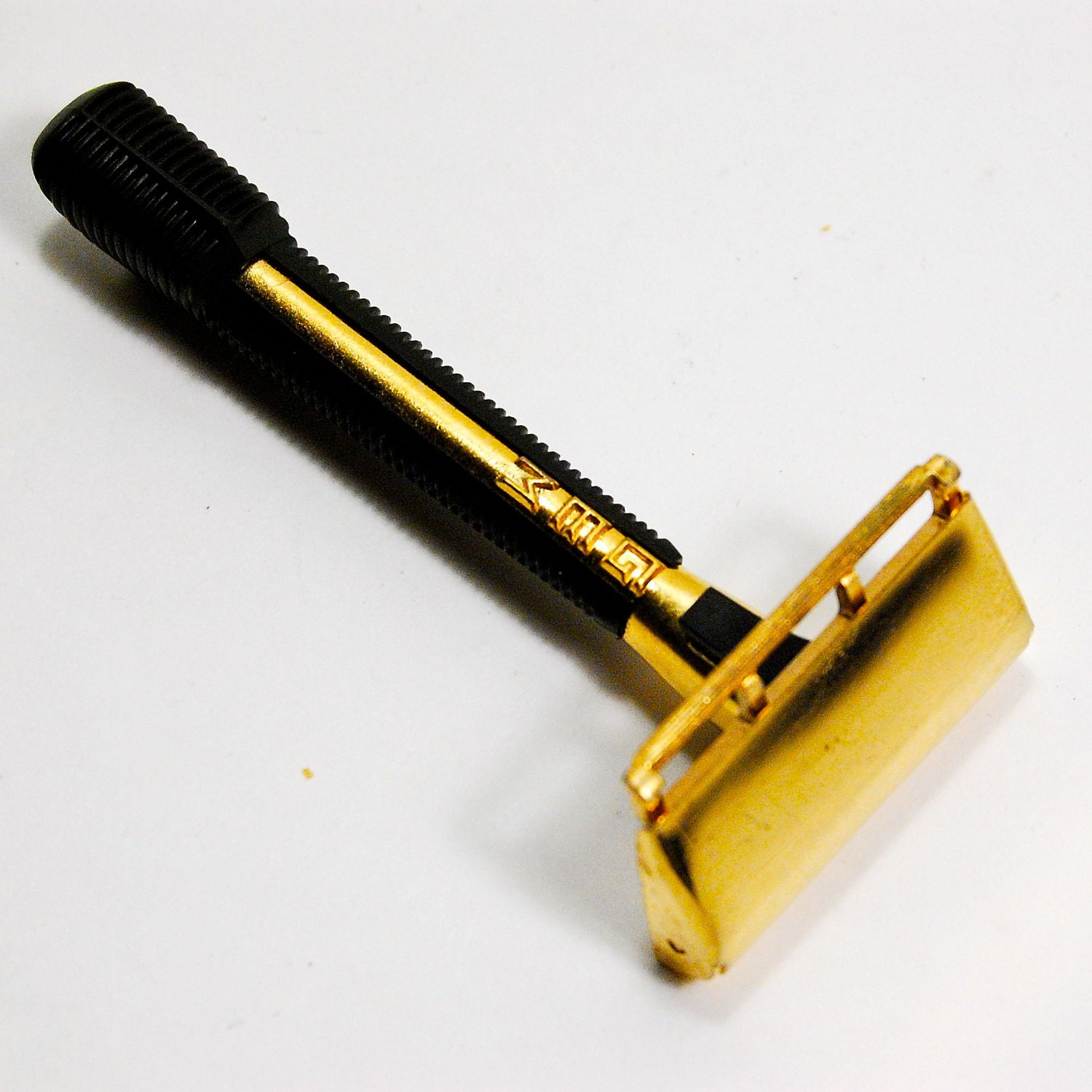 Push Button Gem Single Edge Safety Razor by SharpmAntiques on Etsy